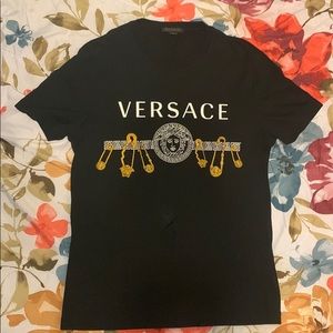 BRAND NEW AUTHENTIC VERSACE T-SHIRT